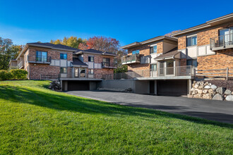 Schroeder Square Apartments in Madison, WI - Building Photo - Building Photo