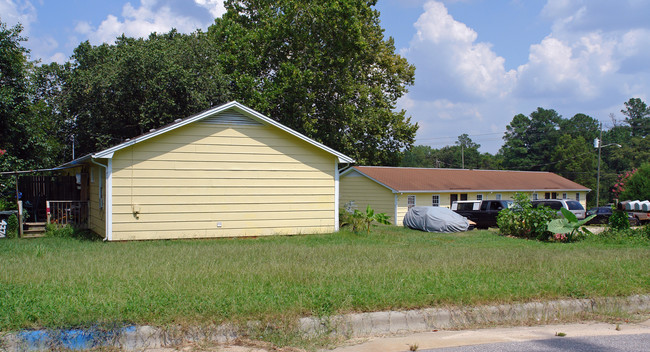 427-431 Tanner Dr in Raleigh, NC - Building Photo - Building Photo