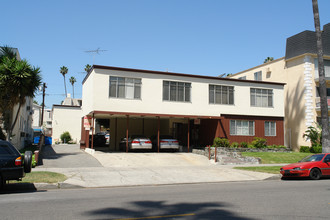 517 S Kenmore Ave in Los Angeles, CA - Building Photo - Building Photo