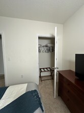 10942 Trailing Vine Dr in Tampa, FL - Foto de edificio - Building Photo