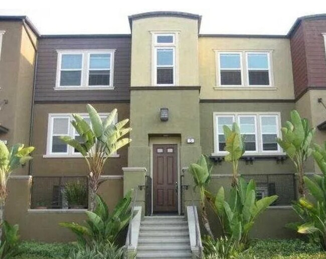 5 Bluefin Ct in Newport Beach, CA - Building Photo - Building Photo