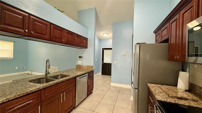 2482 Quail Run Blvd N in Kissimmee, FL - Building Photo - Building Photo