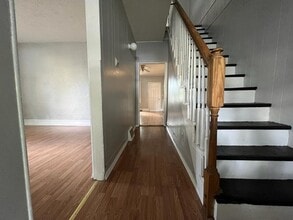 415 E Broadway St in Mishawaka, IN - Building Photo - Building Photo