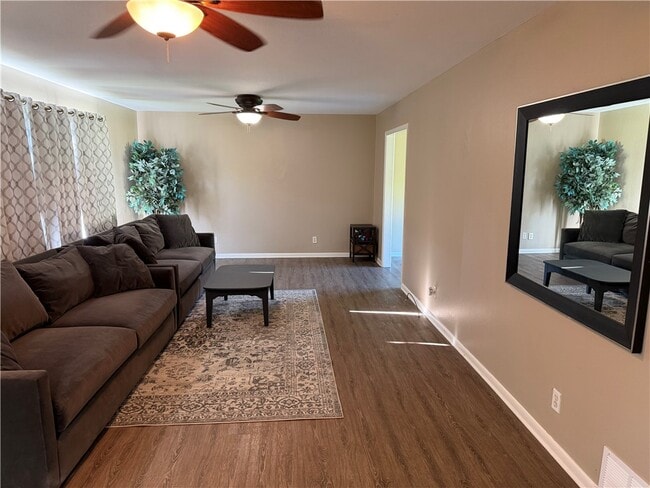property at 324 S Buchanan Ave