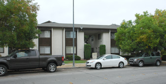 1647 Merrill Loop Apartamentos