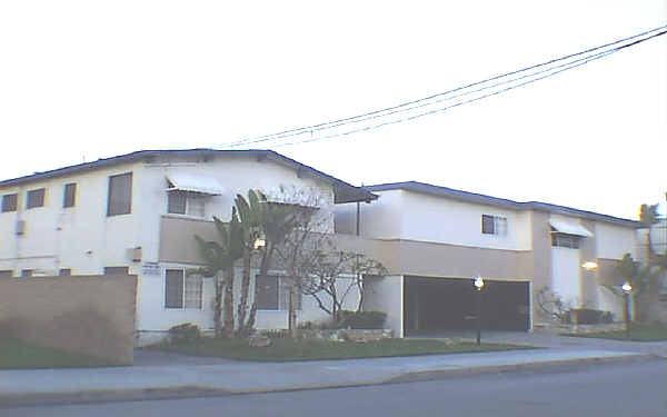 9415 Nance Ave in Downey, CA - Building Photo