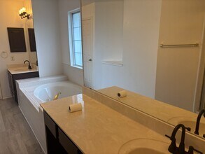 2719 Sierra Salinas in San Antonio, TX - Building Photo - Building Photo