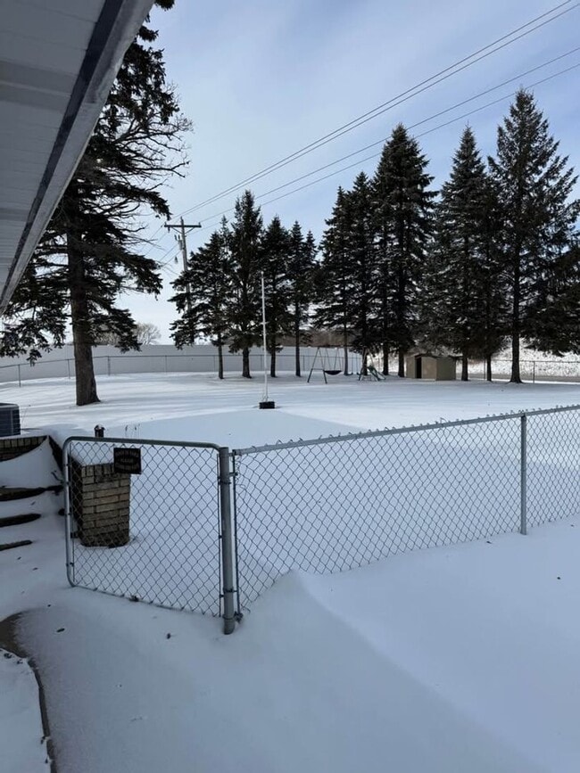 6589 W 280th St in New Prague, MN - Building Photo - Building Photo