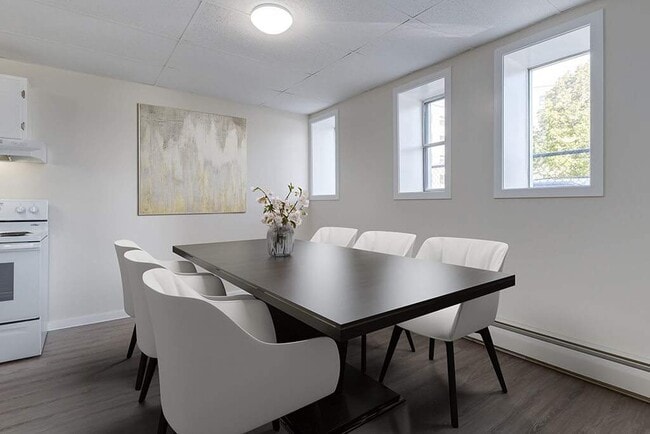 Silver Ridge Apartments in Prince Albert, SK - Building Photo - Building Photo