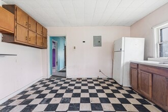 1402 Alabama St in New Castle, IN - Building Photo - Building Photo