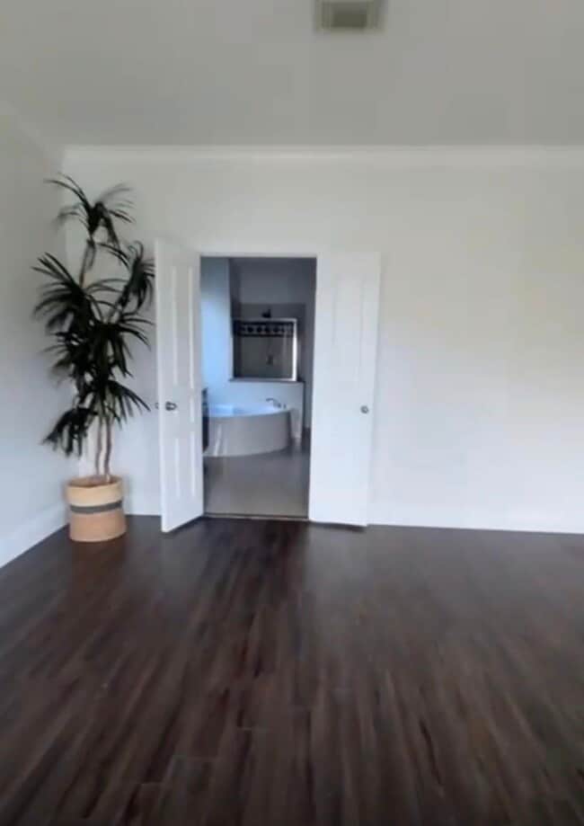 property at 5203 Auckland Dr