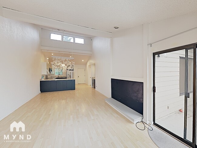 15278 Sunwood Blvd in Tukwila, WA - Building Photo - Building Photo