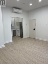 754 Queen St E in Toronto, ON - Building Photo - Building Photo