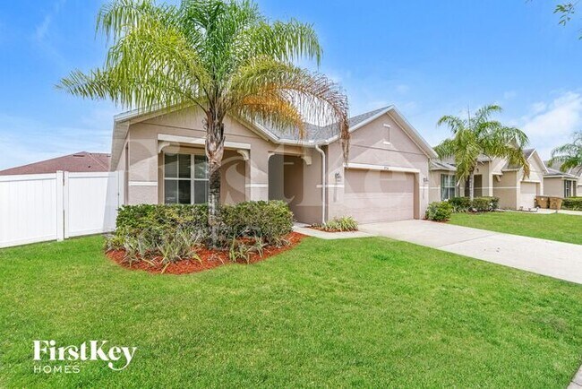property at 2716 Barclay Ln