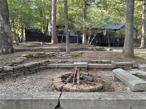 8984 Falls Hollow Rd in Rogers, AR - Building Photo - Building Photo