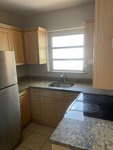8000 NE 8th Ct in Miami, FL - Building Photo - Building Photo