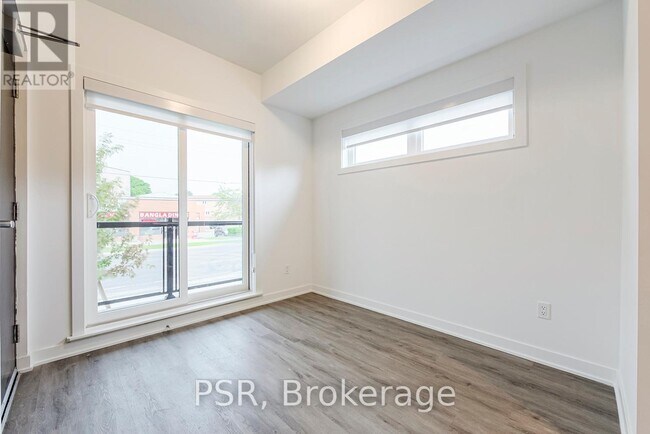 39-239 Danforth Rd in Toronto, ON - Building Photo - Building Photo