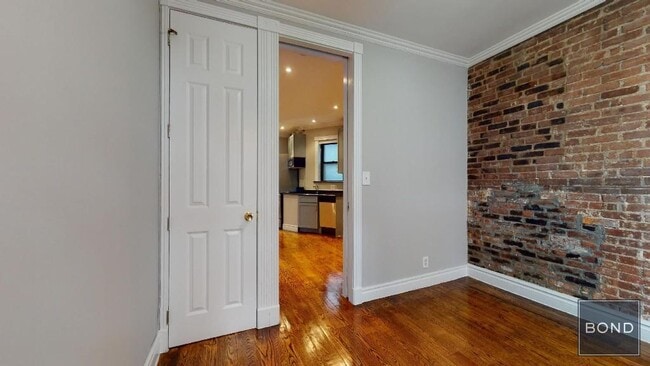 property at 219 E 23rd St