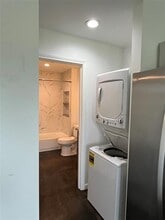 204 E Riley St in Bowie, TX - Building Photo - Building Photo
