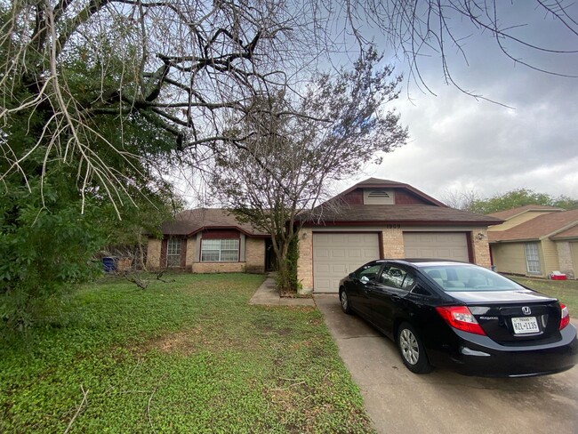 1909 Prairie Knoll Ct in Austin, TX - Foto de edificio - Building Photo