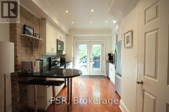 993 Logan Ave in Toronto, ON - Building Photo - Building Photo