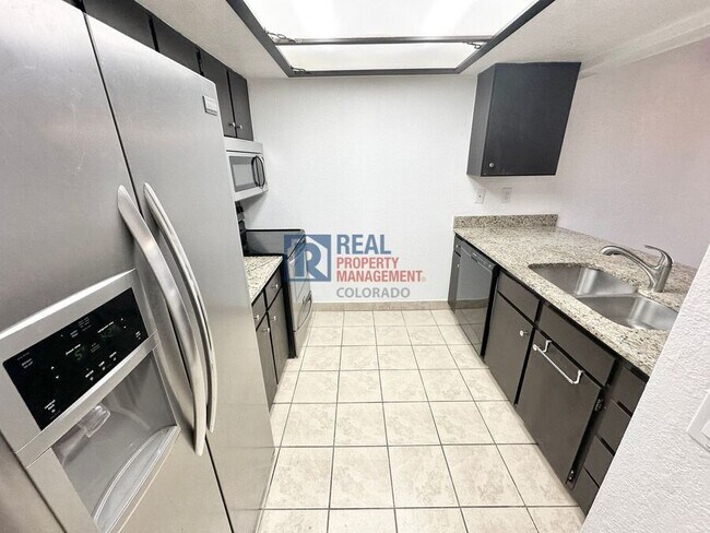 14120 E Temple Dr in Aurora, CO - Building Photo - Building Photo