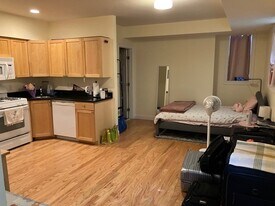 14 Chauncy St, Unit F in Cambridge, MA - Building Photo