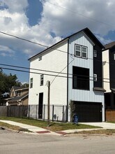 1003 E 33rd St in Houston, TX - Building Photo - Building Photo