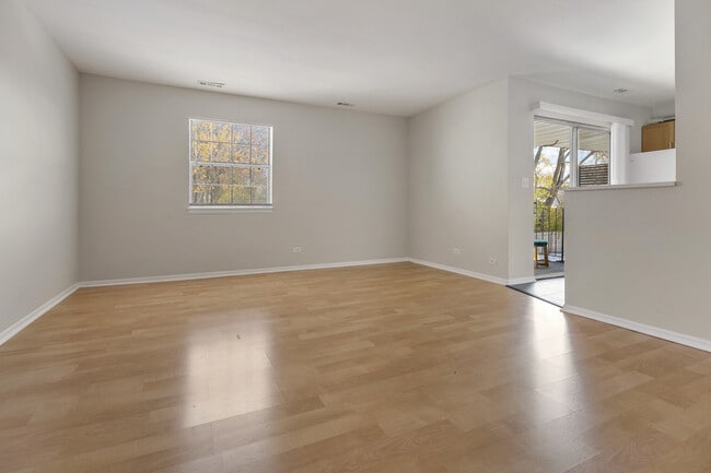 86 Gant Cir in Streamwood, IL - Building Photo - Building Photo