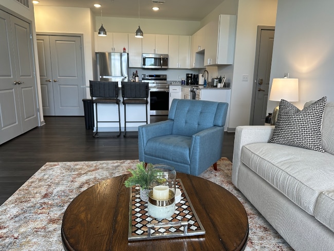 5111 Aldersgate Dr in Dublin, OH - Foto de edificio - Building Photo