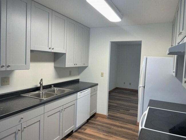 property at 318 Ryan St