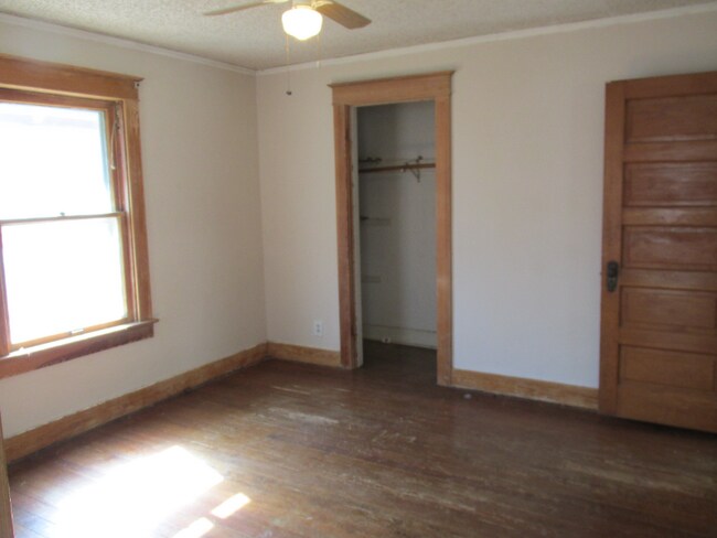 1206 SW Boswell Ave in Topeka, KS - Building Photo - Building Photo