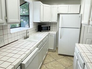 7624 Flight Ave in Los Angeles, CA - Building Photo - Building Photo