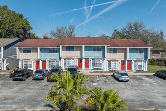 Phoenix Villas in Gainesville, FL - Foto de edificio - Building Photo