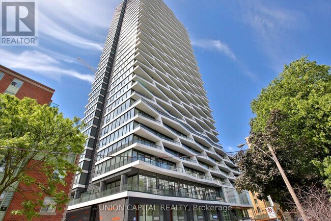 property at 85-2785 Wood St