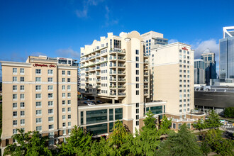 The Madison Charlotte in Charlotte, NC - Building Photo - Primary Photo