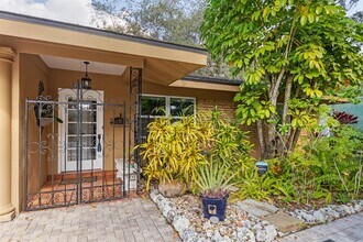 3228 1st Ave W in Bradenton, FL - Building Photo - Building Photo