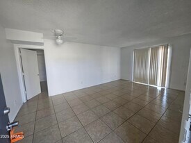 2801 E Monte Cristo Ave in Phoenix, AZ - Building Photo