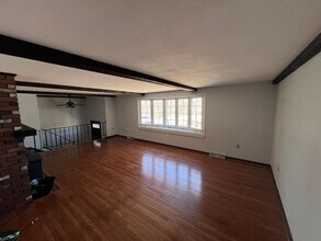 33 Meadowbrook Dr in Barrington, NH - Building Photo - Building Photo