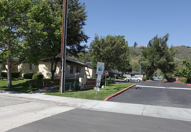 Creekside Apartments in Temecula, CA - Foto de edificio - Building Photo