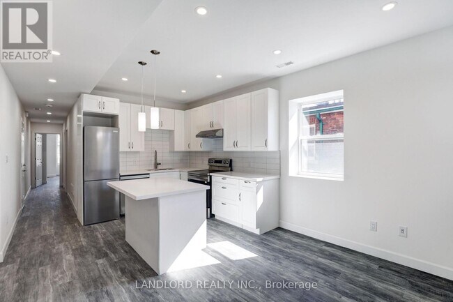 620 Bathurst St in Toronto, ON - Building Photo - Building Photo