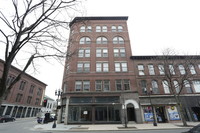 Atkinson Apartments in Lewiston, ME - Foto de edificio - Building Photo