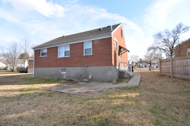 7841 Matson Ct in Cincinnati, OH - Foto de edificio - Building Photo