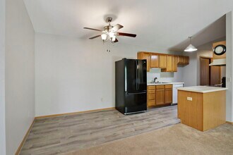 7304 98th Ave in Kenosha, WI - Building Photo - Building Photo
