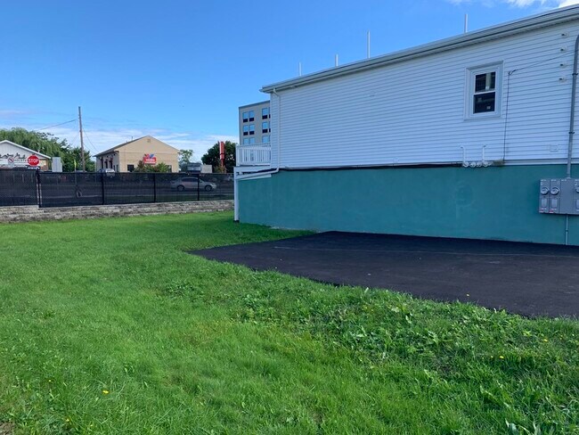 60 Beach Rd in Revere, MA - Building Photo - Building Photo