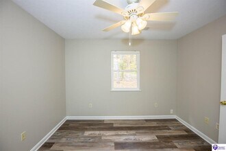 356 Bittersweet Dr in Elizabethtown, KY - Building Photo - Building Photo