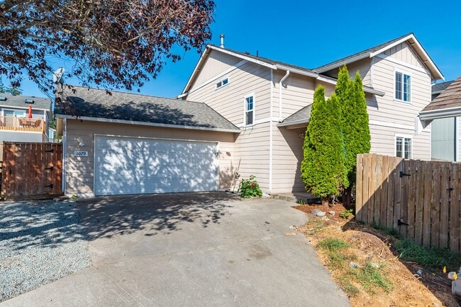 property at 1079 NE Cordero Pl