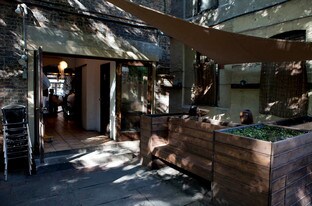 126 E 7th St in New York, NY - Building Photo