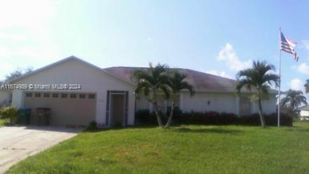 1306 SW 11th St in Cape Coral, FL - Building Photo