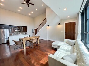4004 Edmunds St NW, Unit 8 in Washington, DC - Building Photo - Building Photo